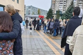 В Волгограде сотни людей эвакуированы из здания Сбербанка