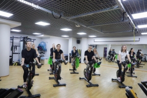 Cycle dance: a new training format with a scientific approach