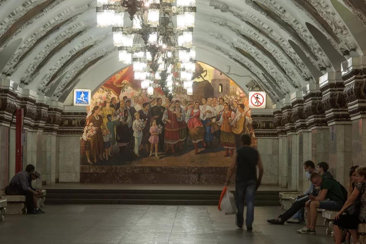 Женщине, родившей в московском метро, хотят выдать бесплатный проездной на всю жизнь
