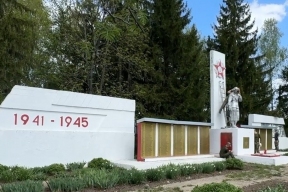Морпехи 810-й гвардейской бригады отреставрировали военный мемориал в Курской области