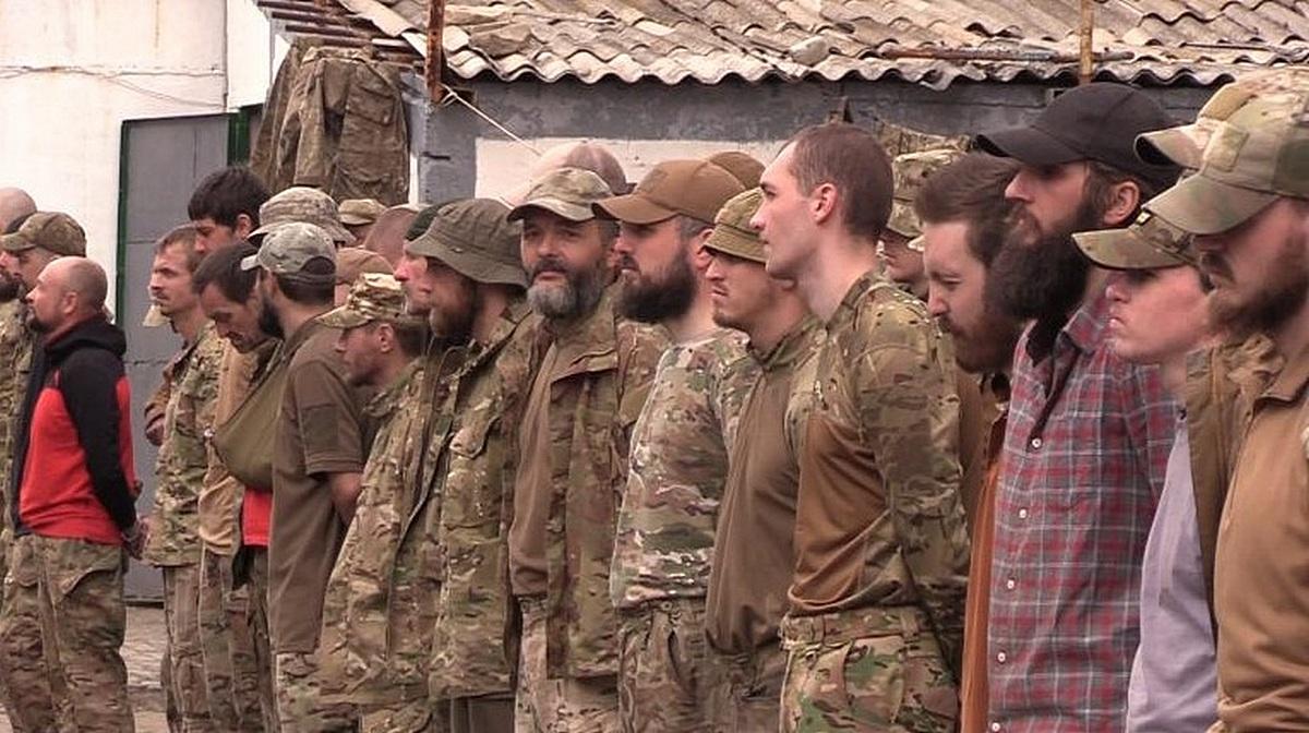 Пленные террористы в городе. Укронацистам, разрушившим Суджу, нашли справедливое наказание