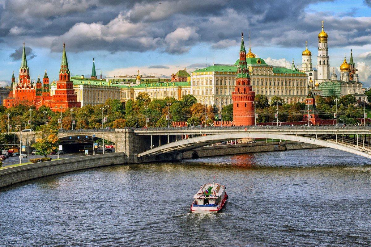 Синоптик опроверг информацию о приходе 33-градусной жары в Москву