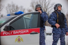 В Биробиджане росгвардейцы задержали пьяного водителя, нарушавшего ПДД