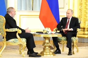Пашинян на шпагате. Почему Армения пока держится за Россию, посматривая на Запад?