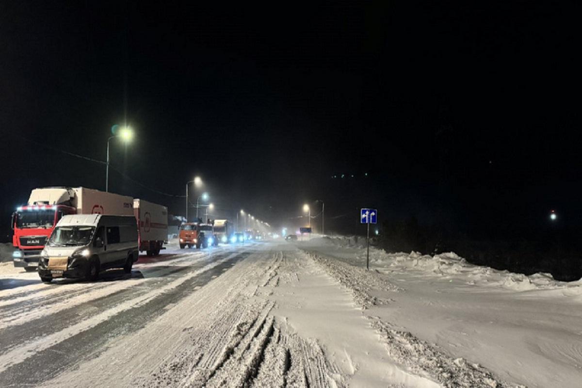 На трассе Сургут-Ноябрьск возобновили движение автомобилей