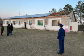 В Амурской области сельская школа к празднику лишилась крыши