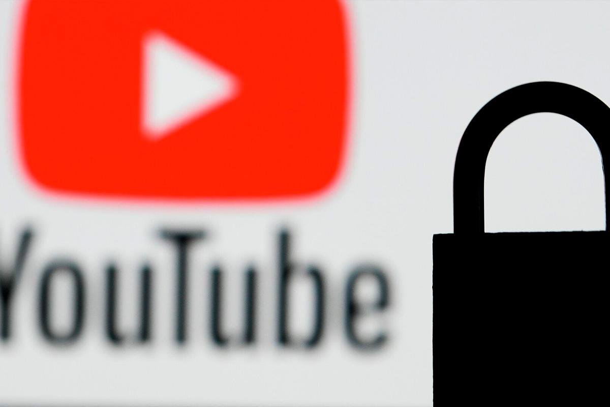 Аудитория YouTube в России снизилась почти вдвое с начала его замедления