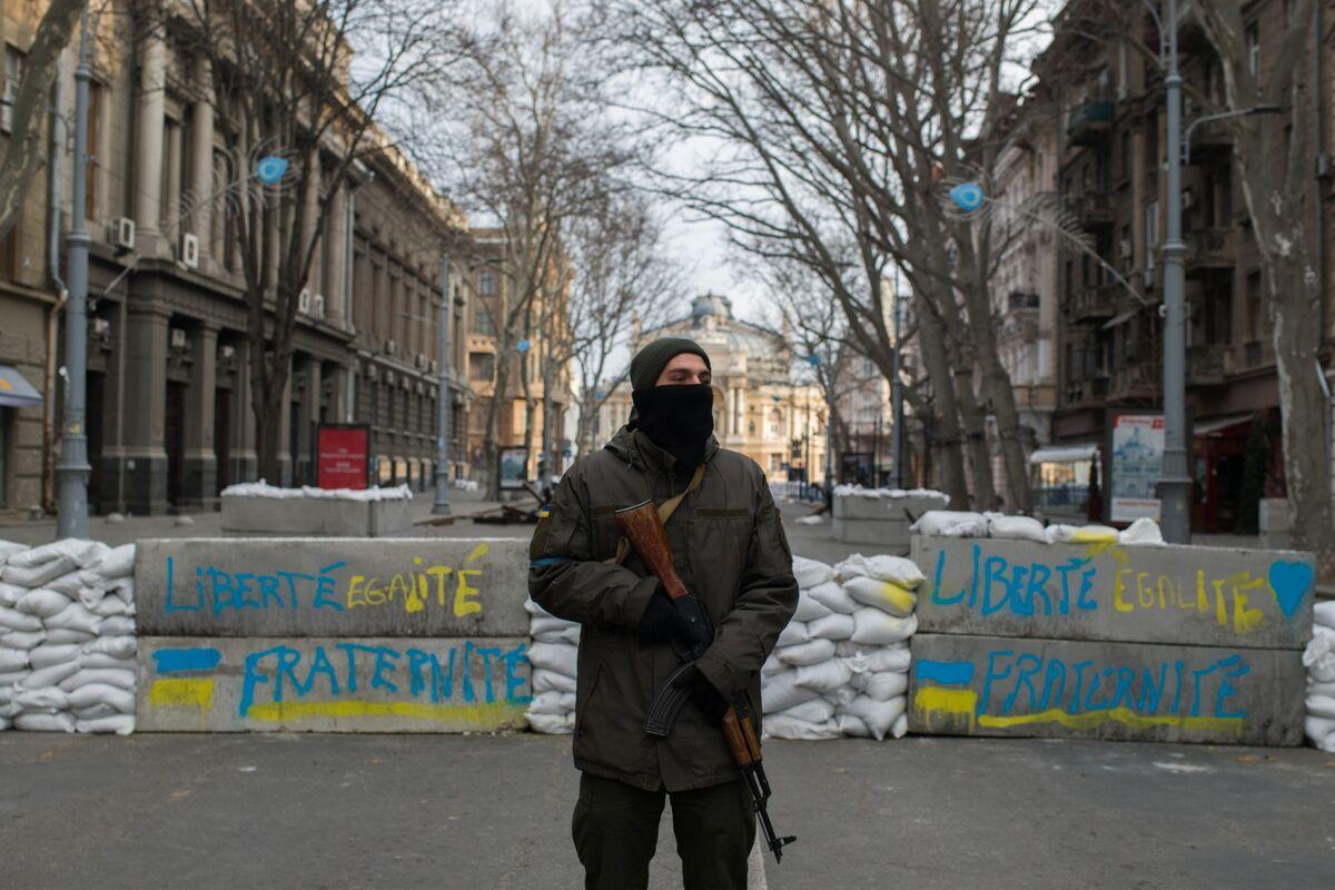 Юг Украины по-прежнему больше тяготеет к России, несмотря на боевые действия